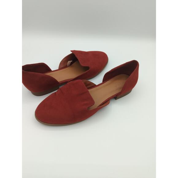 Women's Universal Thread Red/Burgundy Loafers - Picture 1 of 7